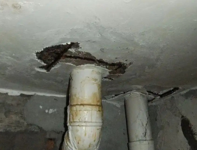 咸丰卫生间漏水维修公司浅析咸丰卫生间渗水维修的方法